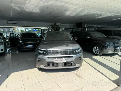 Usata Jeep Avenger Altitude 101 CV (74 kW) 2024 Grigio SUV