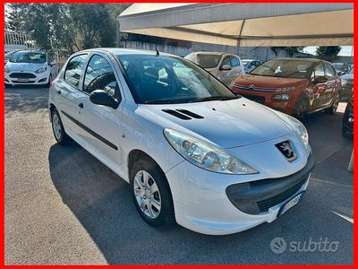 Bianco Usata 2010 Peugeot 206 Berlina | 2999 € (Buon prezzo)