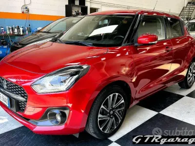 Usata Suzuki Swift 83 CV (61 kW) 2021 Rosso Utilitaria