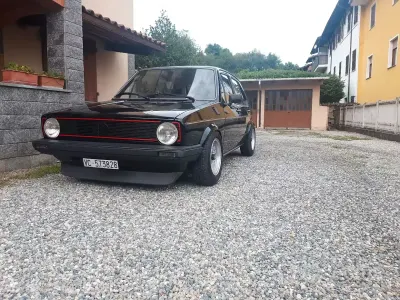 Usata VW Golf I 50 CV (36 kW) 1982 Nero Utilitaria