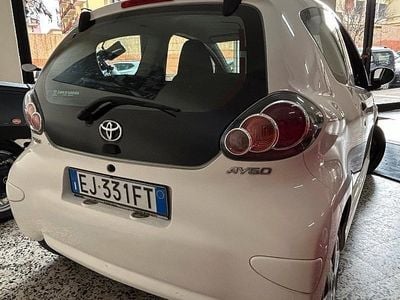 Occasion Toyota Aygo 68 ch (50 kW) 2014 Blanc Citadine