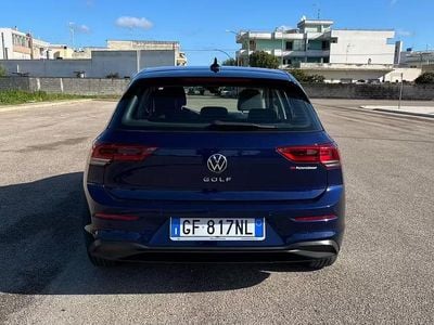 Begagnad VW Golf VII Style 2021 Blå Halvkombi