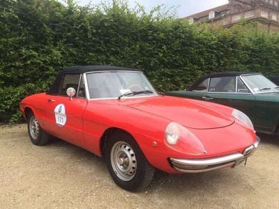 Usata Alfa Romeo Spider 114 CV (83 kW) 1969 Rosso Cabrio