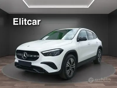 Usata Mercedes GLA180 Advanced 136 CV (100 kW) 2024 Bianco SUV