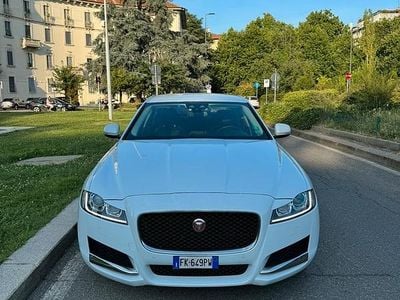 Usata Jaguar XF 2018 Bianco Berlina