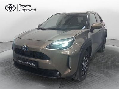 Grigio Usata 2023 Toyota Yaris Cross Trend SUV | 22.500 € (Buon prezzo)