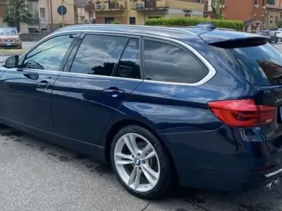 Usata BMW 320 Luxury Line 190 CV (139 kW) 2016 Station wagon