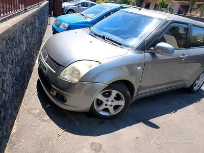 Usata Suzuki Swift 2007 Grigio Utilitaria
