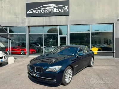 Usata BMW 740 Comfort Edition 306 CV (225 kW) 2011 Blu/azzurro Berlina