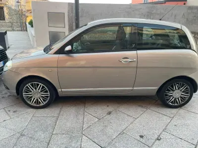 Usata Lancia Ypsilon 2007 Grigio Utilitaria