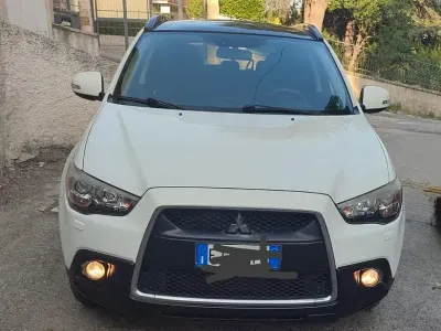 Usata Mitsubishi ASX 150 CV (110 kW) 2011 Bianco SUV