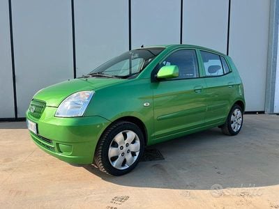 Usata Kia Picanto 64 CV (47 kW) 2005 Verde Utilitaria