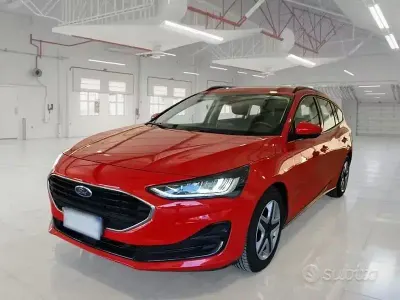 Usata Ford Focus Business Edition 119 CV (87 kW) 2022 Rosso Station wagon