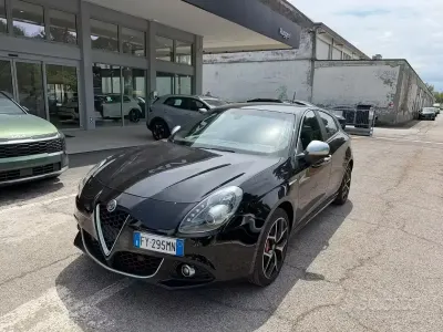 Usata Alfa Romeo Giulietta 120 CV (88 kW) 2019 Nero Utilitaria