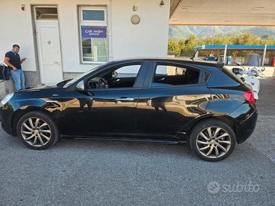 Usata Alfa Romeo Giulietta 120 CV (88 kW) 2013 Nero Utilitaria