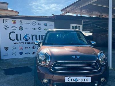 Usata Mini Cooper D Countryman Business 111 CV (81 kW) 2014 Marrone SUV