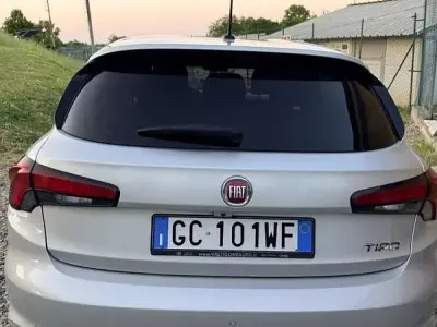 Usata Fiat Tipo 95 CV (69 kW) 2020 Grigio Station wagon