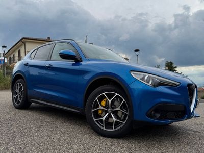 Usata Alfa Romeo Stelvio 210 CV (154 kW) 2018 Blu SUV