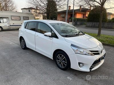 usata Toyota Verso - 2014