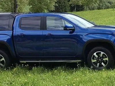 Usata VW Amarok Life 205 CV (150 kW) 2024 Blu/azzurro Pick-up