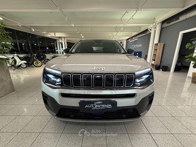 Käytetty Jeep Avenger Summit 101 HP (74 kW) 2025 Harmaa Katumaasturi