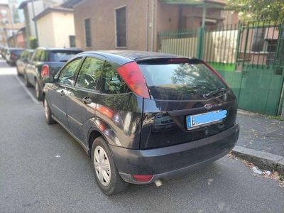 Usata Ford Focus Futura 116 CV (85 kW) 2002 Berlina