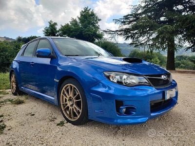 Usata Subaru WRX STI 300 CV (220 kW) 2013 Blu Berlina