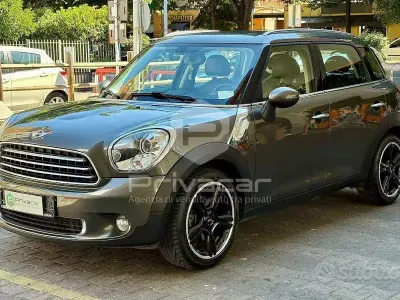 Usata Mini Cooper D Countryman 111 CV (81 kW) 2013 Marrone SUV