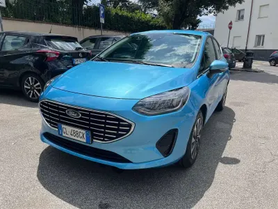 Usata Ford Fiesta Titanium 75 CV (55 kW) 2022 Blu/azzurro Utilitaria