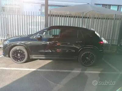 Usata Mercedes GLA200 Premium Plus 163 CV (119 kW) 2024 Nero SUV