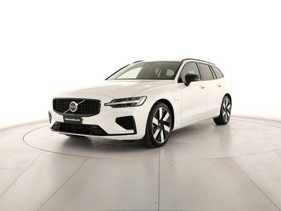 Nuova Volvo V60 Ultra 253 CV (186 kW) 2025 Station wagon