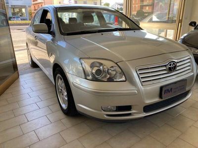 usata Toyota Avensis 1.6 16V km.104000 originali