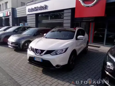 Usata Nissan Qashqai N-Connecta 110 CV (80 kW) 2017 Bianco SUV