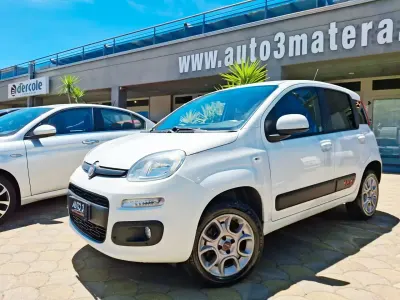 Usata Fiat Panda 4x4 S 80 CV (58 kW) 2016 Bianco Utilitaria