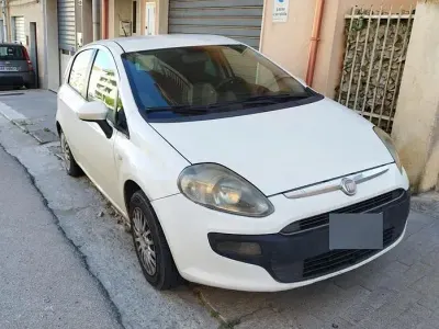 Usata Fiat Punto Evo 75 CV (55 kW) 2011 Bianco Utilitaria