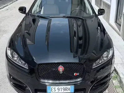 Usata Jaguar XF 200 CV (147 kW) 2013 Nero Station wagon