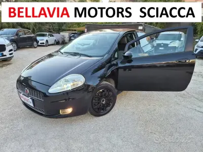 Usata Fiat Grande Punto 77 CV (56 kW) 2009 Nero Utilitaria