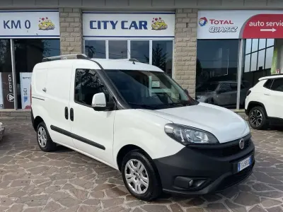 Usata Fiat Doblò Active 84 CV (61 kW) 2018 Bianco Monovolume
