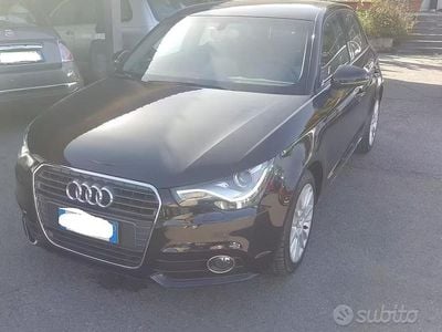 Usata Audi A1 Attraction 105 CV (77 kW) 2012 Nero Utilitaria