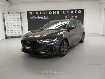 Usata Ford Focus ST-Line 125 CV (91 kW) 2023 Gray Station wagon