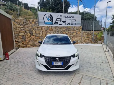 Usata Peugeot 208 GT 131 CV (96 kW) 2023 Bianco Utilitaria