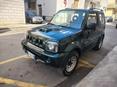 Usata Suzuki Jimny 86 CV (63 kW) 2005 Verde SUV