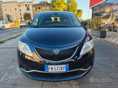 Usata Lancia Ypsilon