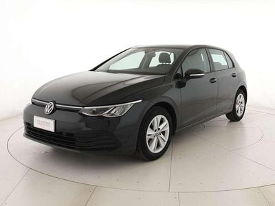 Usata VW Golf VIII Life 131 CV (96 kW) 2023 Urano grey Berlina