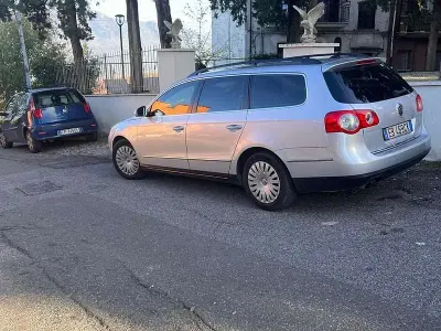 Usata VW Passat Highline 140 CV (102 kW) 2010 Station wagon