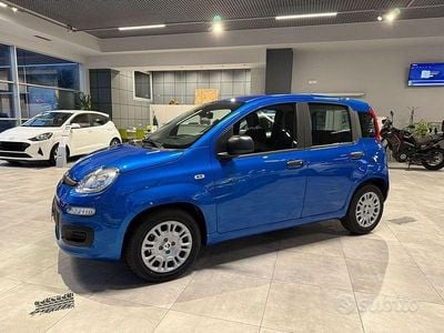 Nuova Fiat Panda Pop 70 CV (51 kW) 2025 Blu Berlina