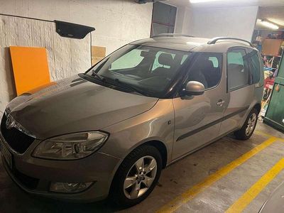 Usata Skoda Roomster Active 90 CV (66 kW) 2013 Argento Monovolume