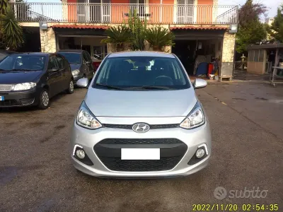Usata Hyundai i10 68 CV (50 kW) 2016 Grigio Utilitaria
