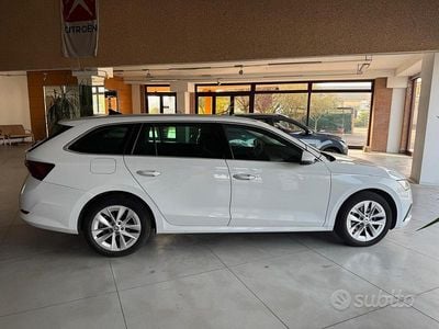 Bianco Usata 2022 Skoda Octavia Style Berlina | 17.000 €