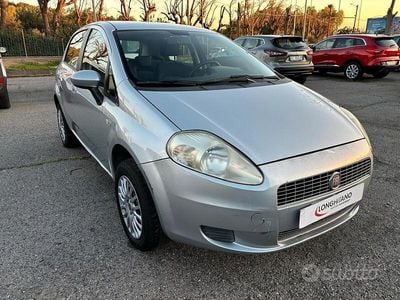 Usata Fiat Grande Punto 60 CV (44 kW) 2009 Grigio Utilitaria